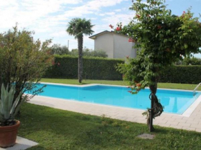 Newly Renovated Holiday Home with scenic hill view